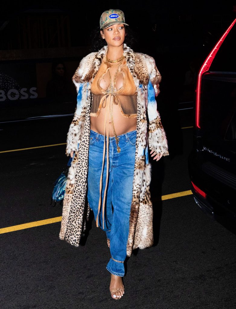 Rihanna’s Pregnancy Style: The Singer’s Top 10 Maternity Looks