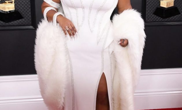 Lizzo Weight Loss: Hard Work, Diet and Exercise or Surgery?