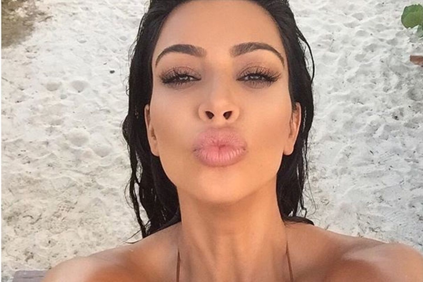 21 Hottest Pics Of Kim Kardashian In A Bikini