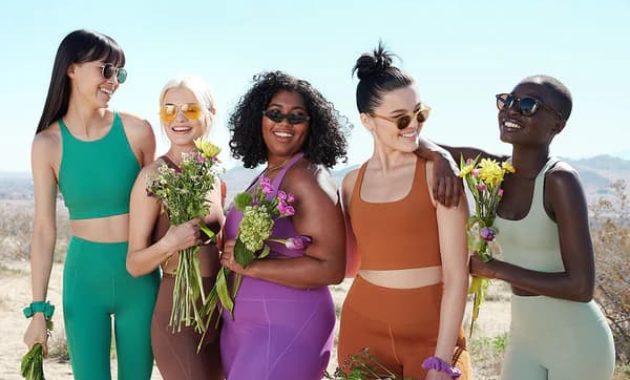 9 Fashion Brands All Body Positive Women Will Love