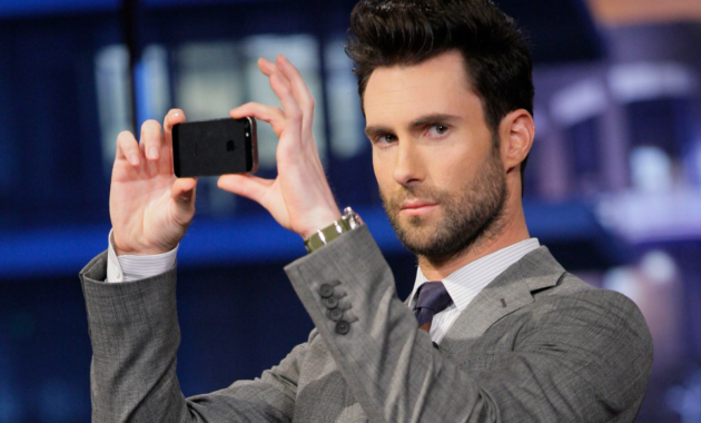 Adam Levine’s Flirty Text Message Scandal Keeps Growing