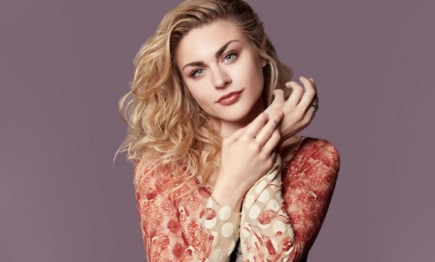The Truth About Frances Bean Cobain, Kurt Cobain’s Wealthy Daughter